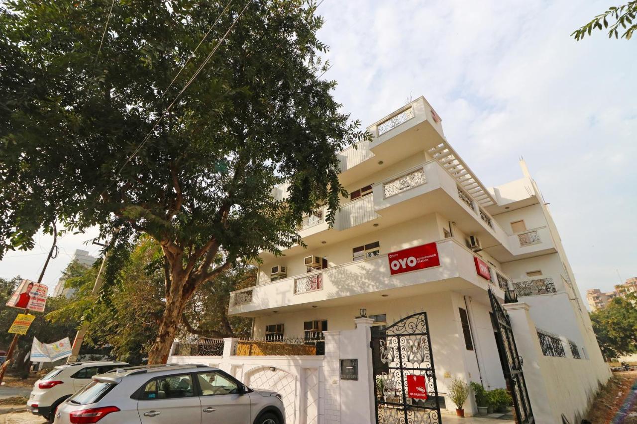 Hotel Oyo 6608 Sector 56 Badshahpur Exterior foto